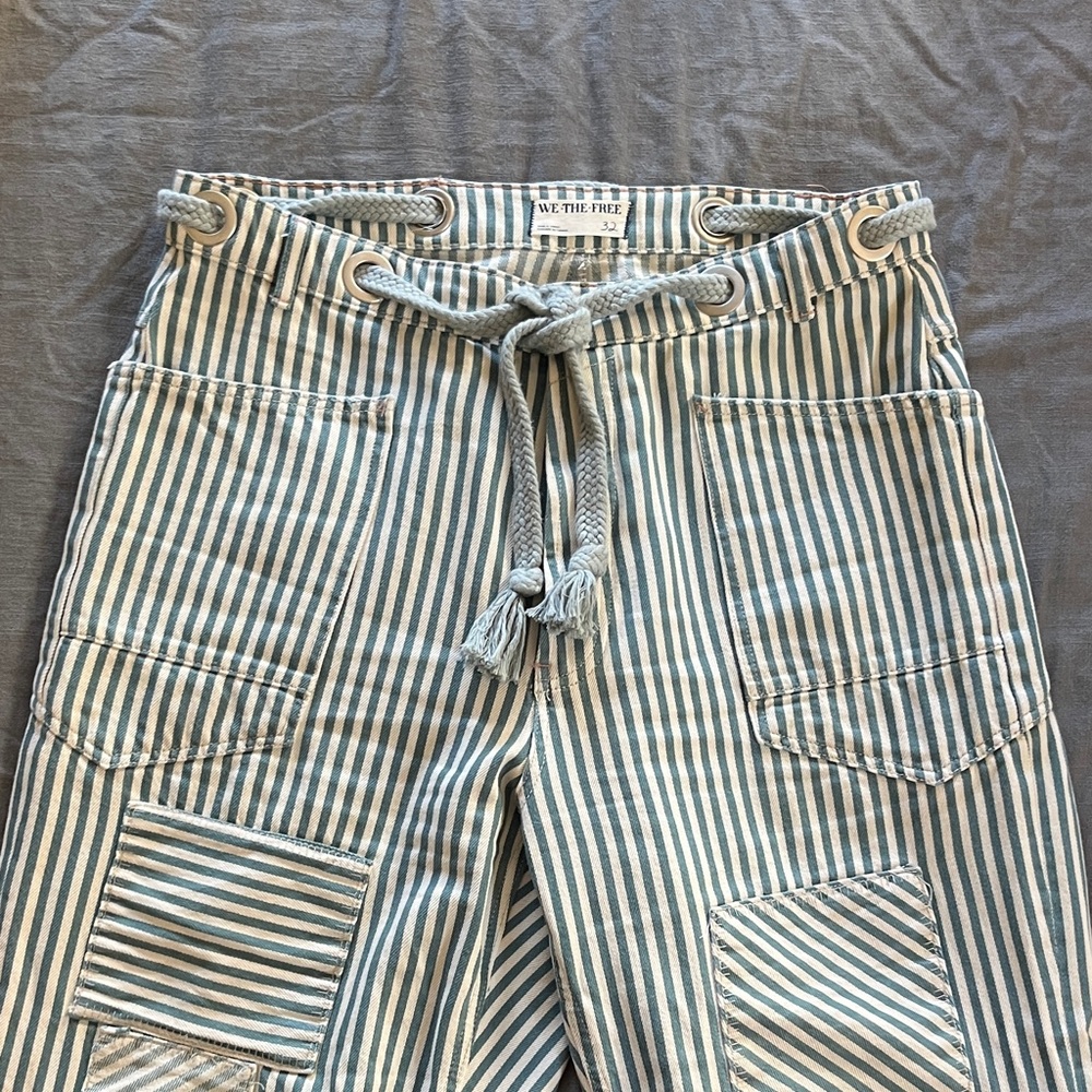 We The Free by Free People Moxie Railroad Low-Slung Barrel Jeans- size 32